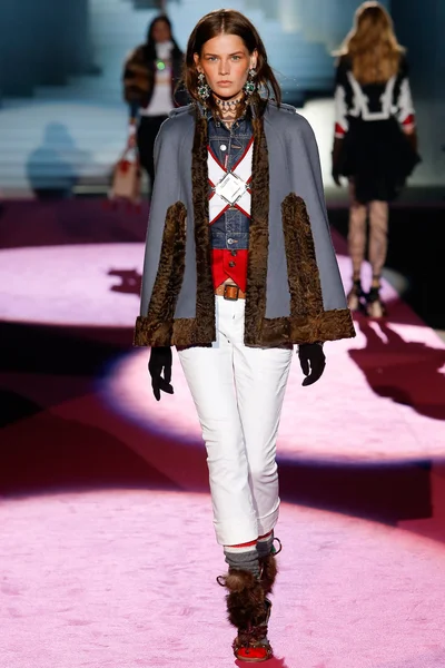 Look 13